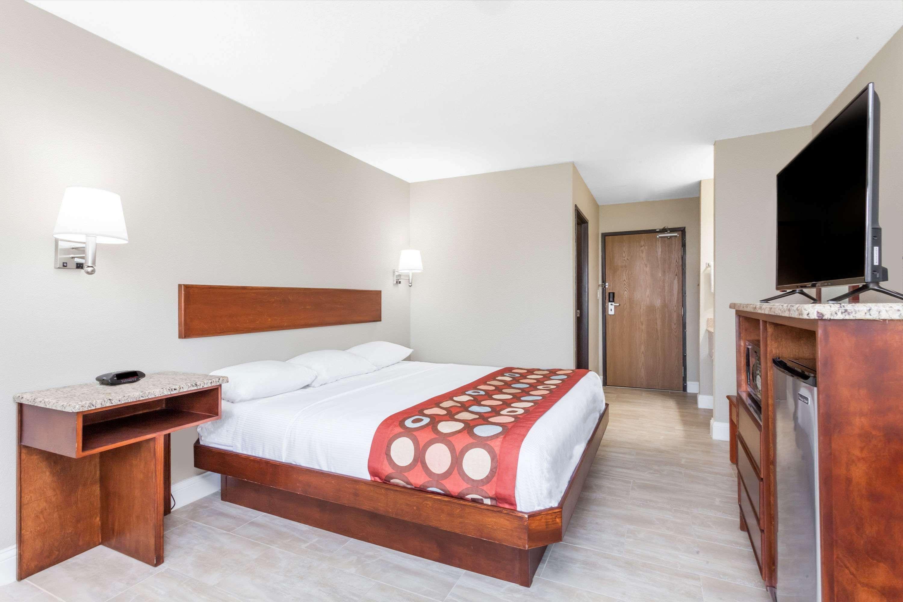 ซูเปอร์ 8 บาย วินด์แฮม โอเวนสโบโร Hotel โอเวนส์โบโร ภายนอก รูปภาพ